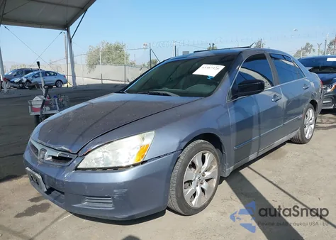 2007 Honda Accord 2.4 Lx из США, поврежденный, VIN 1HGCM56407A142993